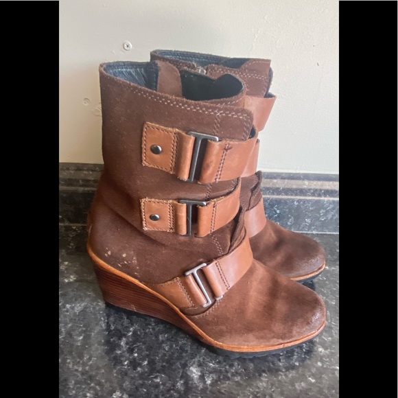 SOREL WOMEN'S AFTER HOURS SUEDE BOOTIES - Picture 9 of 14